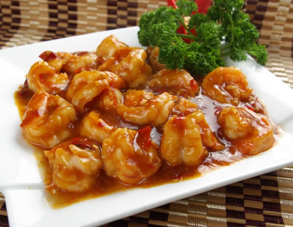 Fried prawns in chilli sauce